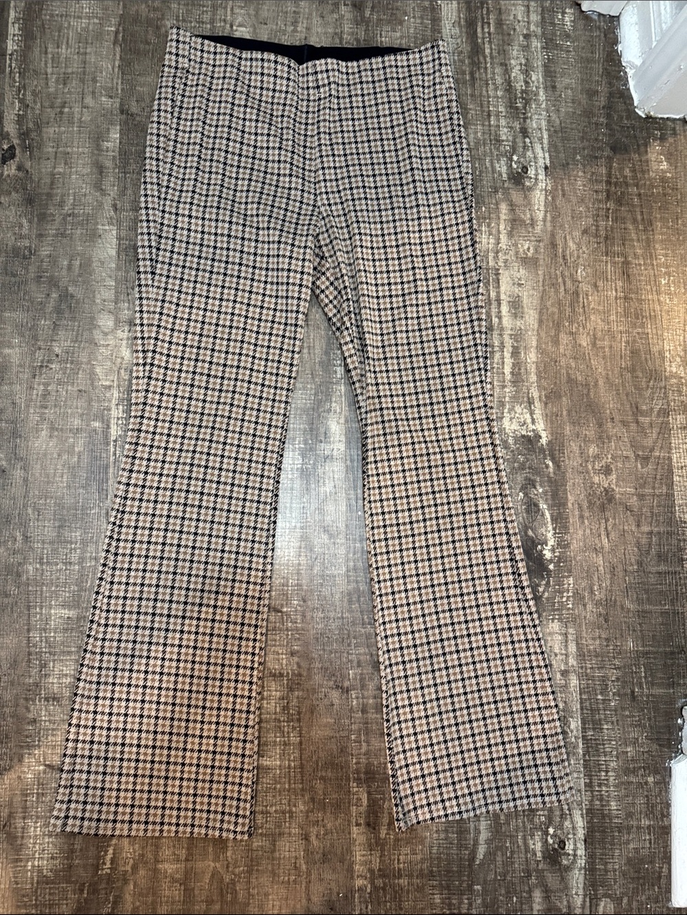 American Eagle Women’s Black Waistband Stretch Pant- Size M
